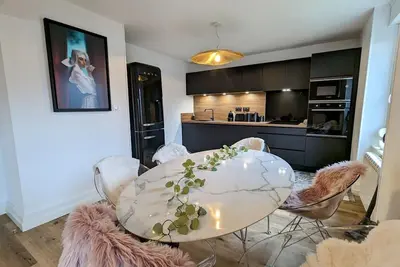 Image de Appartement rénové avec jardin, parking et WiFi à Gérardmer