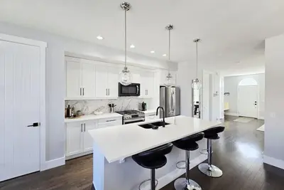 Image de 4 Bedrm Townhouse in Quarry Park