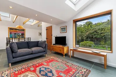 Image de Modern, bright, and tranquil retreat in the heart of North Pembrokeshire