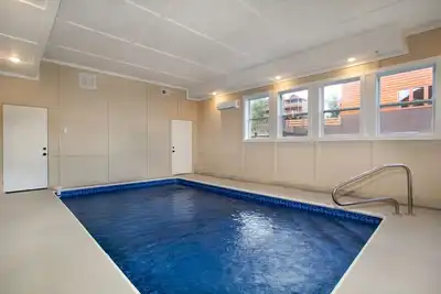 Image de Luxurious Mountain Retreat w/ Indoor Pool, Theater & Hot Tub