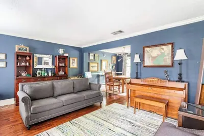 Image de Tranquil Family Retreat in Nw Austin, Hot Tub, Office, & Backyard Escape