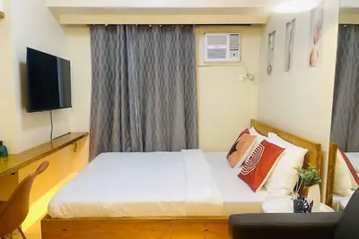 Image de Modern Studio at Avida Towers Atria – Relax by the Courtyard