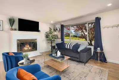 Image de Vacation home 14 minutes from University of Washington