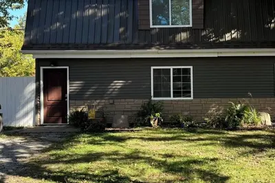 Image de Charming 2-bedroom apartment near Rend Lake