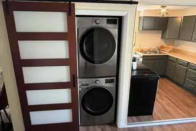 Image de 2-bedroom apartment in Lex! Mid Ohio close by!