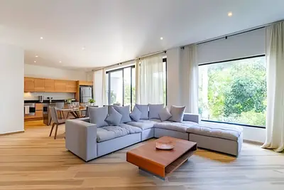 Image de Fully equipped 2 bedroom apartment 301 South