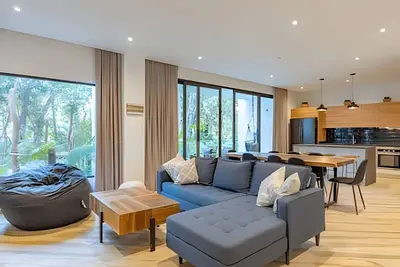 Image de Fully equipped 2 bedroom apartment 106 East