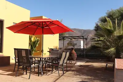 Image de Cozy 2-bedroom villa in Ensenada with mountain views, 15 mins downtown & Valle G