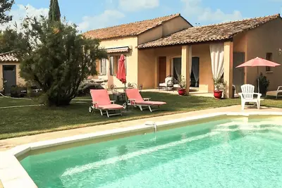 Image de Gorgeous home in Saint Saturnin lès Avi
