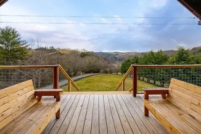 Image de The Outpost Marshall, the quick getaway, The Outpost Marshall - the quick getaway