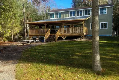 Image de Luxury lakefront cottage w/ private dock. Perfect for big families. & games room