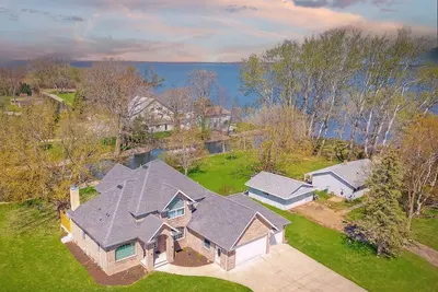 Image de Spruce Channelview Oasis - Waterfront-8beds-Games