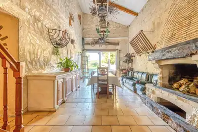 Image de Maison de vacances 'La Grange' avec piscine privée, terrasse privée et Wi-Fi