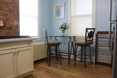 Image de Grand Mansion in the Park - 3 Bed - Free WiFi & Parking - Rochester