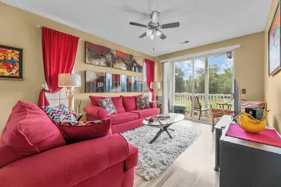Image de Spacious 2 Bedroom Condo with Golf Course Views! Sleeps 4 Guests! River Oaks 48-D