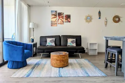 Image de Part Ocean View, Beach Theme 23rd Fl, Free Parking with WiFi, Ac