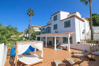 Image de Villa de luxe avec sauna et piscine privée à Denia 4p