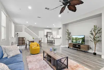 Image de Riverside Haven Residence on Agrigento G#42018