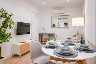 Image de Appartement moderne à Acacias avec un excellent emplacement au centre de Madrid.