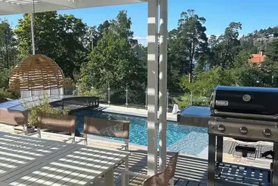 Image de Pool villa in a stunning archipelago setting with magical sunsets in the summer