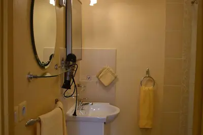 Image de Guestroom Dun-sur-Meuse, 1 pièce, 2 personnes