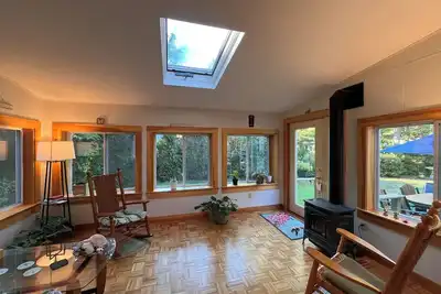 Image de Centerville 2 bedroom 1. 5 bath ranch with central Ac, Great backyard, centrally located sleeps 4