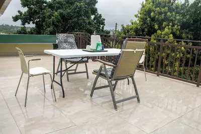 Image de Spacious 5-bedroom villa with WiFi and Ac in enchanting Kumasi