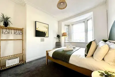 Image de Spacious 3-Bedroom Family Home in Ince