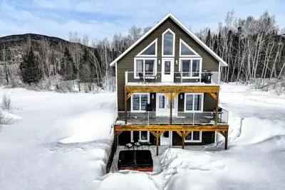 Image de Spa & Vue sur le fleuve | Le Huppé