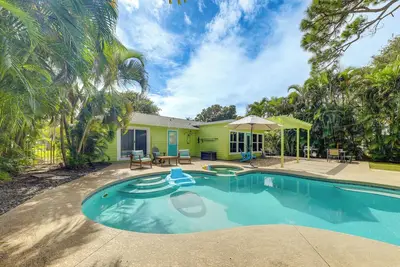 Image de Tropical Pool Oasis on 1/4 Acre by Downtown Stuart