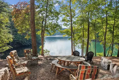 Image de Entire home, Big Canoe Lakefront Property