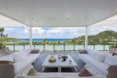 Image de Propriété - 2 chambres - Face à la baie de St Jean