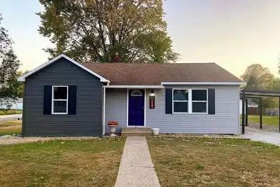 Image de Charming 2-bedroom house with WiFi and Ac in quaint Sesser near Rend Lake