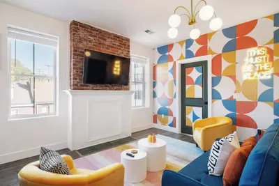 Image de Modern 1br Brick+KingBed +Free Parking+Close to Dt