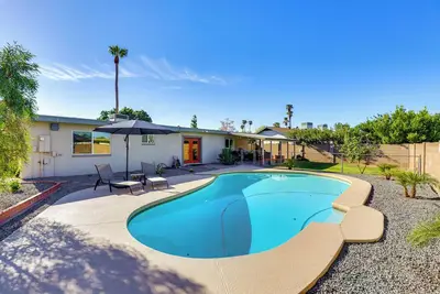 Image de Fenced Pool & Yard! Glendale Family Home
