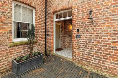 Image de Pass the Keys | No. 6 - Wisteria Cottage