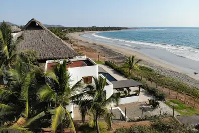 Image de Large beach house sleeps 12, steps from the world-famous Saladita surf break.