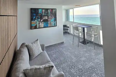 Image de Oceanview  3-bedroom apartment with 4 beds in Condado! !