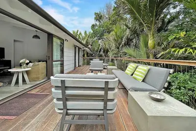 Image de Tui Cottage - Onetangi Beach Retreat