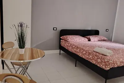 Image de 80 sqm two-bedroom family apartment in downtown Bergamo