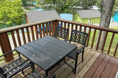 Image de Lovely 2-bedroom cabin in Winchester with WiFi and Ac