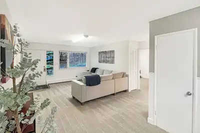 Image de Moose Hollow-Pet friendly home with heated garage