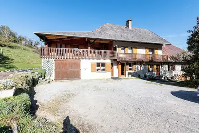 Image de Maison \"La Sambuy\" avec vue sur la montagne et jardin partagé