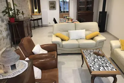 Image de La Maison Du Tour De Ville avec vue sur les montagnes, Wi-Fi et climatisation