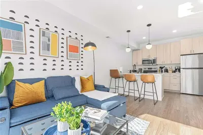 Image de Luxury 1bd, Dt, Roof top, Gym, Street Parking