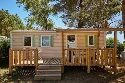 Image de Mobil-home | Classic Xl | 2 Ch. | 4 pers. | Terrasse surélevée | Tv