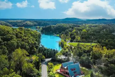 Image de Lakeside A-Frame X2 | Pickleball • Hot Tub • Sauna
