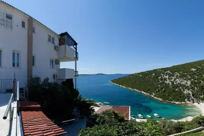 Image de Wonderful Visinisce Apartments With Terrace and Sea Views