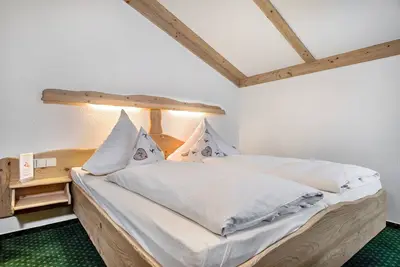 Image de Chambre 'Doppelzimmer 3' avec jardin partagé