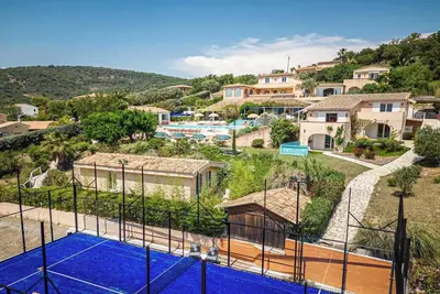 Chambre dans une sublime villa provençale